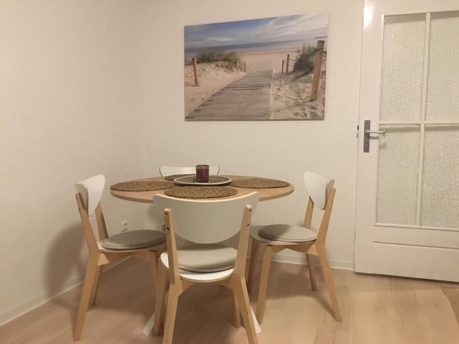 Schoene 2-Zimmerwohnung, 10 Geh-Minuten Zum Strand Timmendorfer Strand Exteriör bild